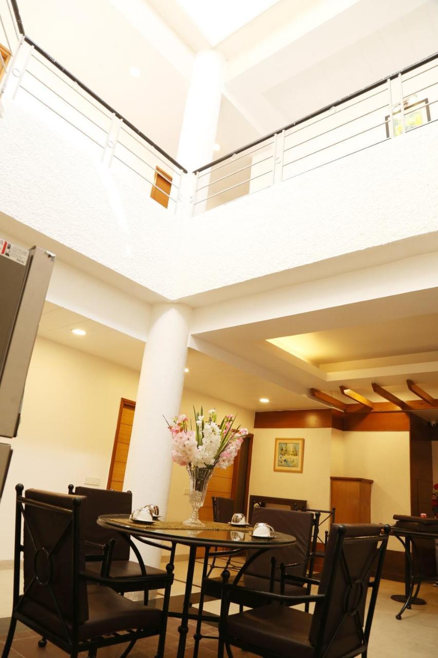 Hotel H26 จัณฑีครห์ ภายนอก รูปภาพ