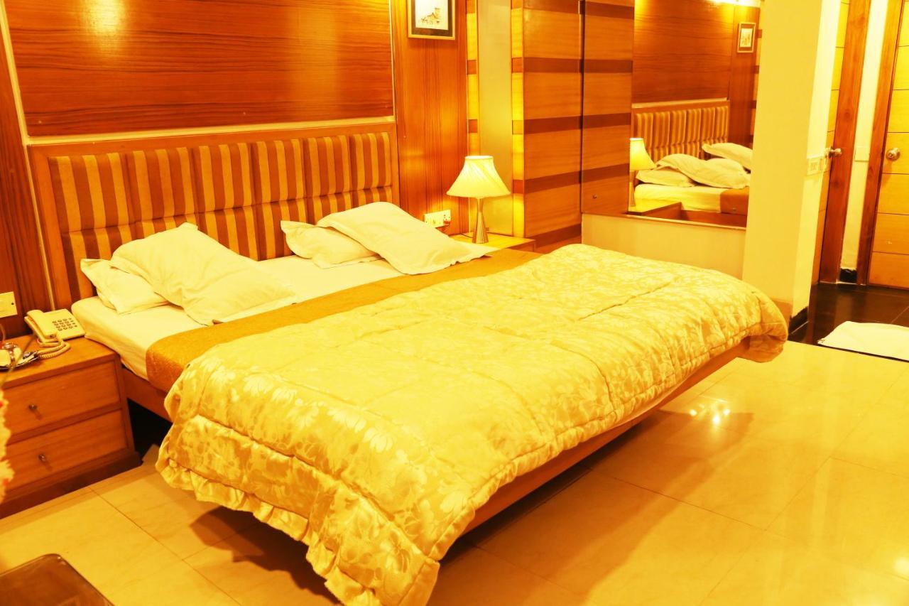 Hotel H26 จัณฑีครห์ ภายนอก รูปภาพ