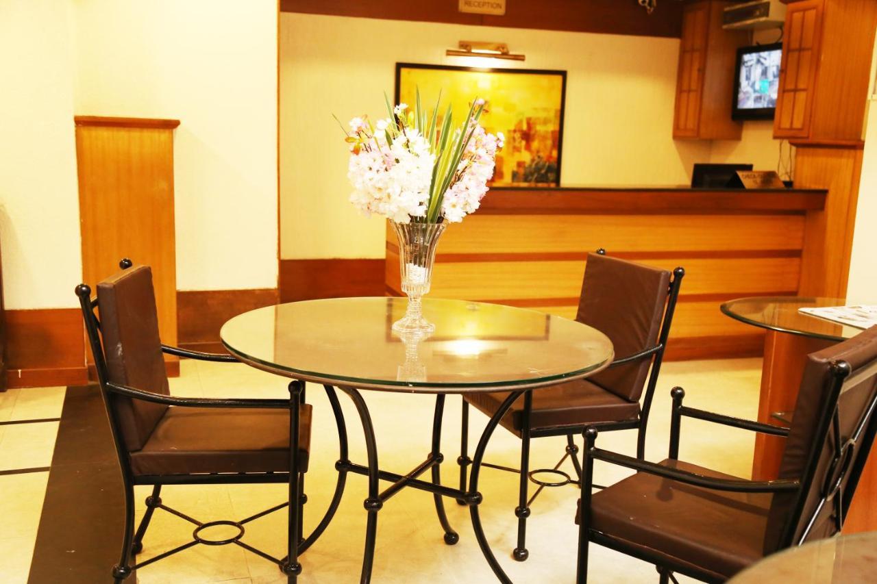 Hotel H26 จัณฑีครห์ ภายนอก รูปภาพ